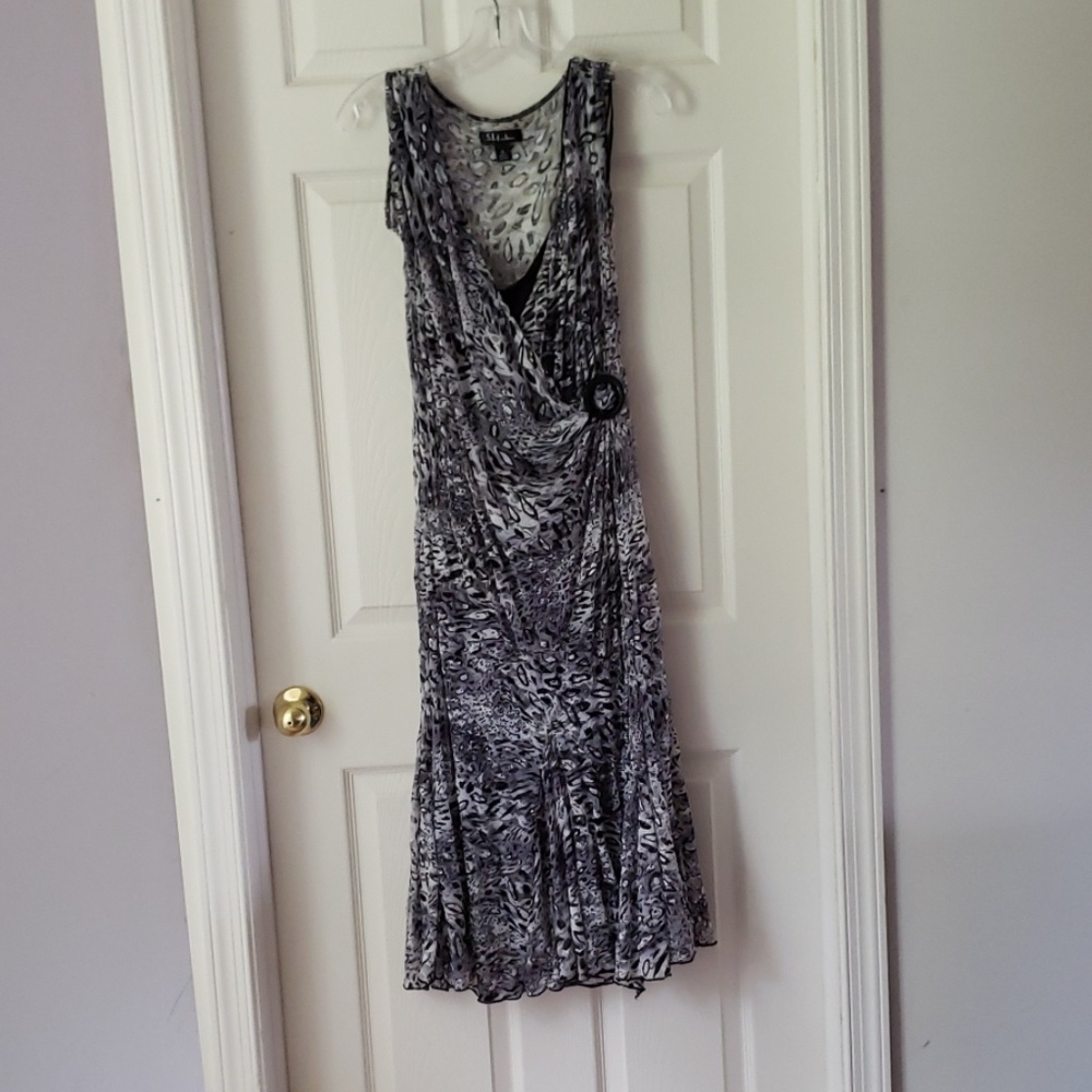 S.L.fashions, 16